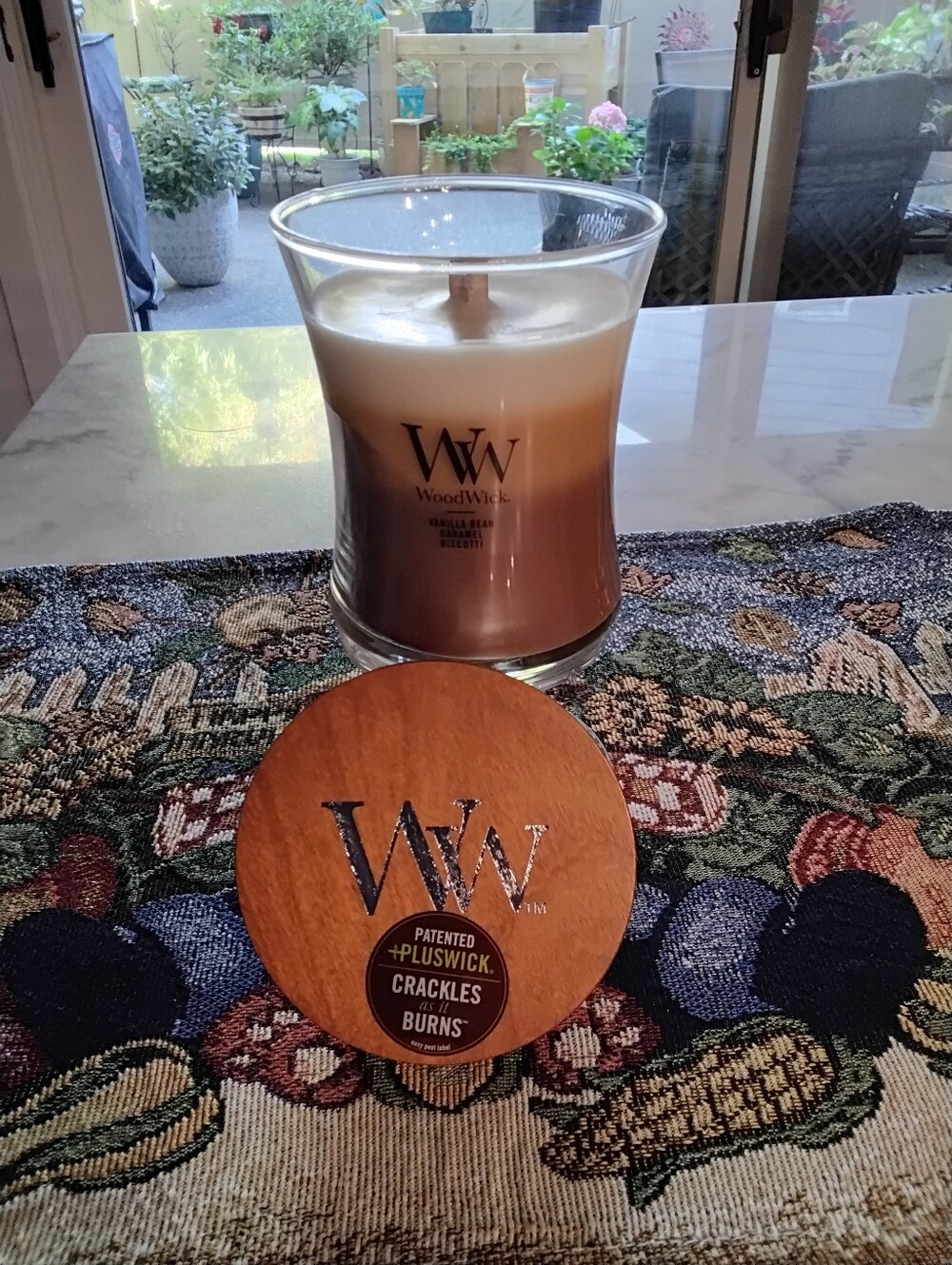 WoodWick Tri-Fragrance Vanilla Bean, Caramel, & Biscotti Candle. NWT